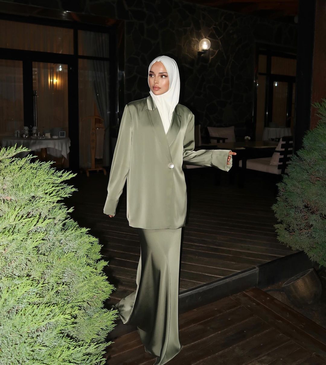 Attractive Arab Muslim Satin Shirt Spring Suits