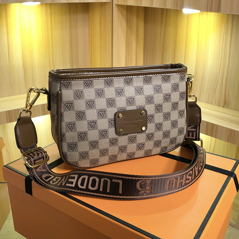 Women's Wide Strap Letters Printing Stylish Underarm Shoulder Bags