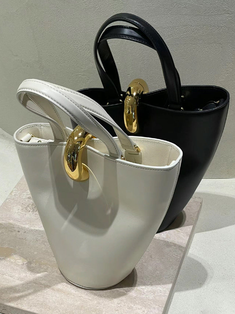 Women's Temperament Commute Simple Latch Portable Handbags