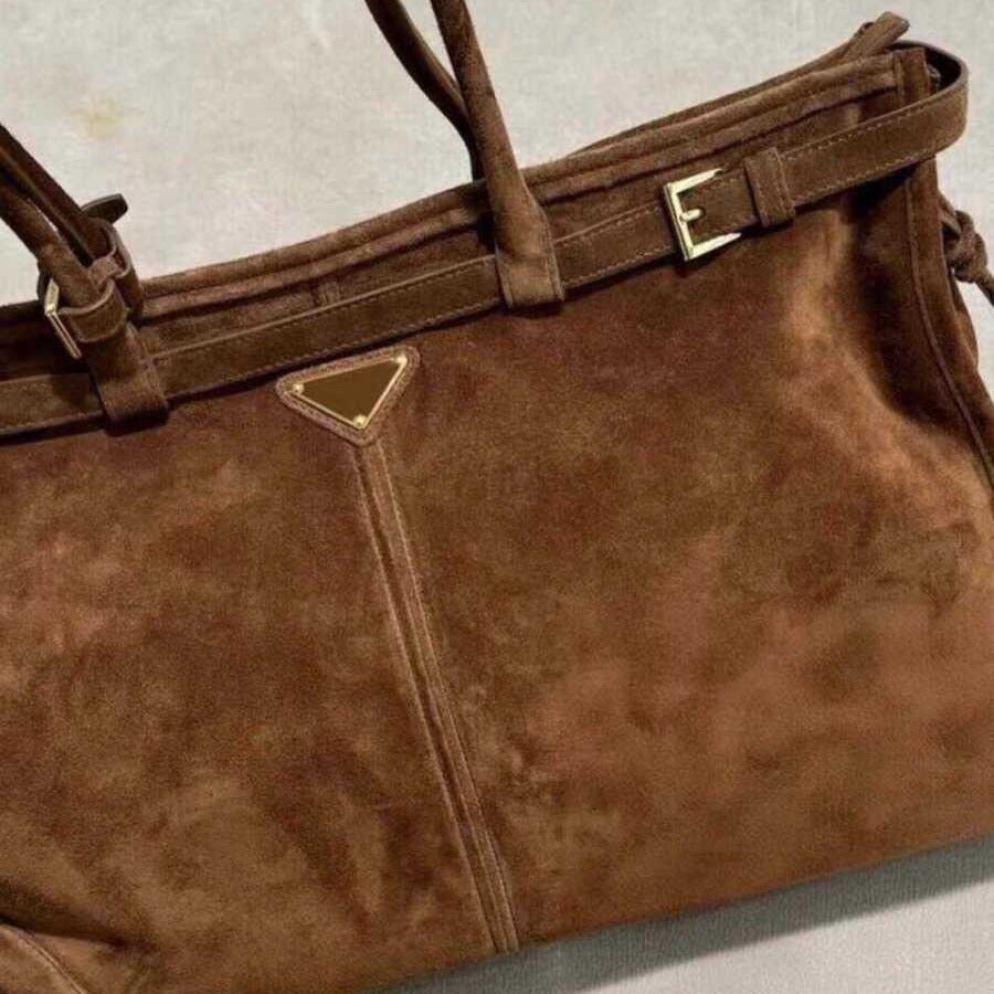 Elegant Fashionable Suede Design One Underarm Tote Bags