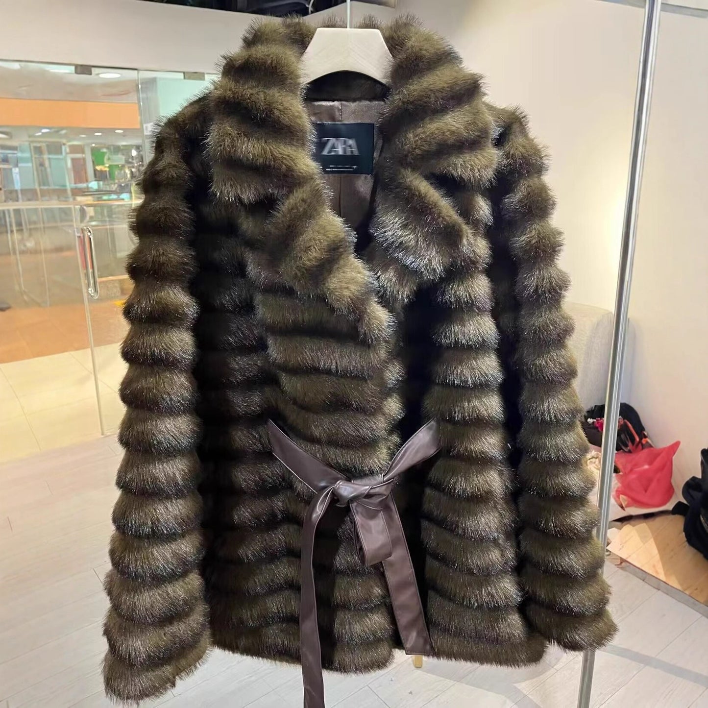Fashion Tailored Collar Whole Leather Environmental Coats