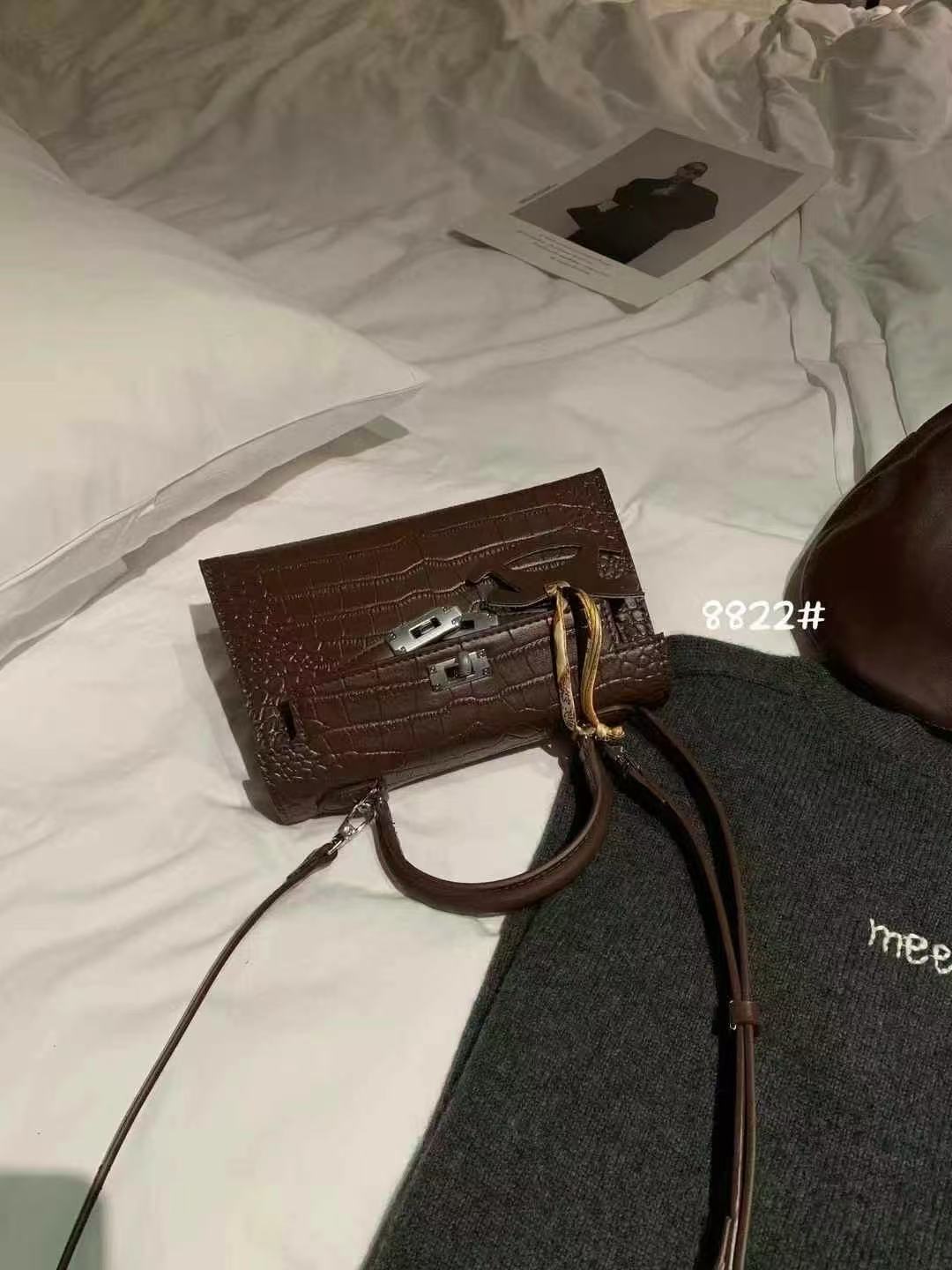 Women's Design Crocodile Pattern Portable Kelly Genuine Bags