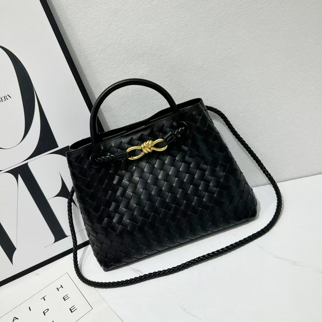 Women's Weaving Fashion High Sense Commuter Large Evening Bags