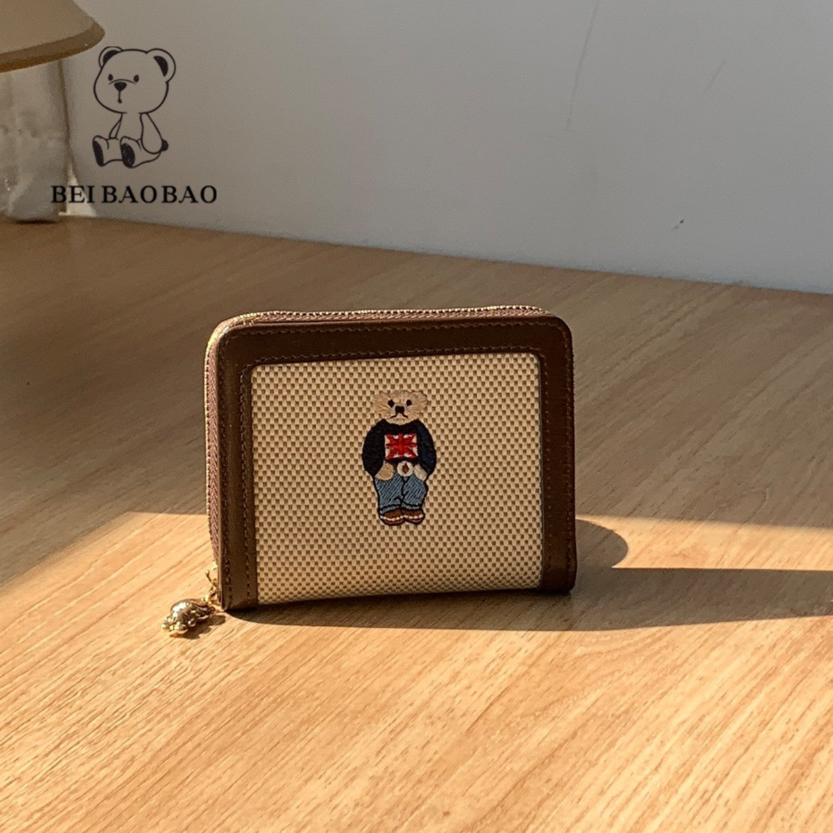 Women's Large Capacity Bear Embroidery Canvas Folding Ladies Wallets