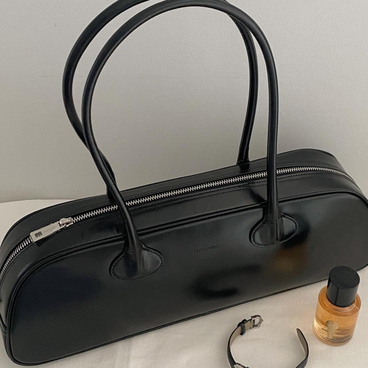 Slouchy Bowling Baguette One Large Capacity Armpit Bags