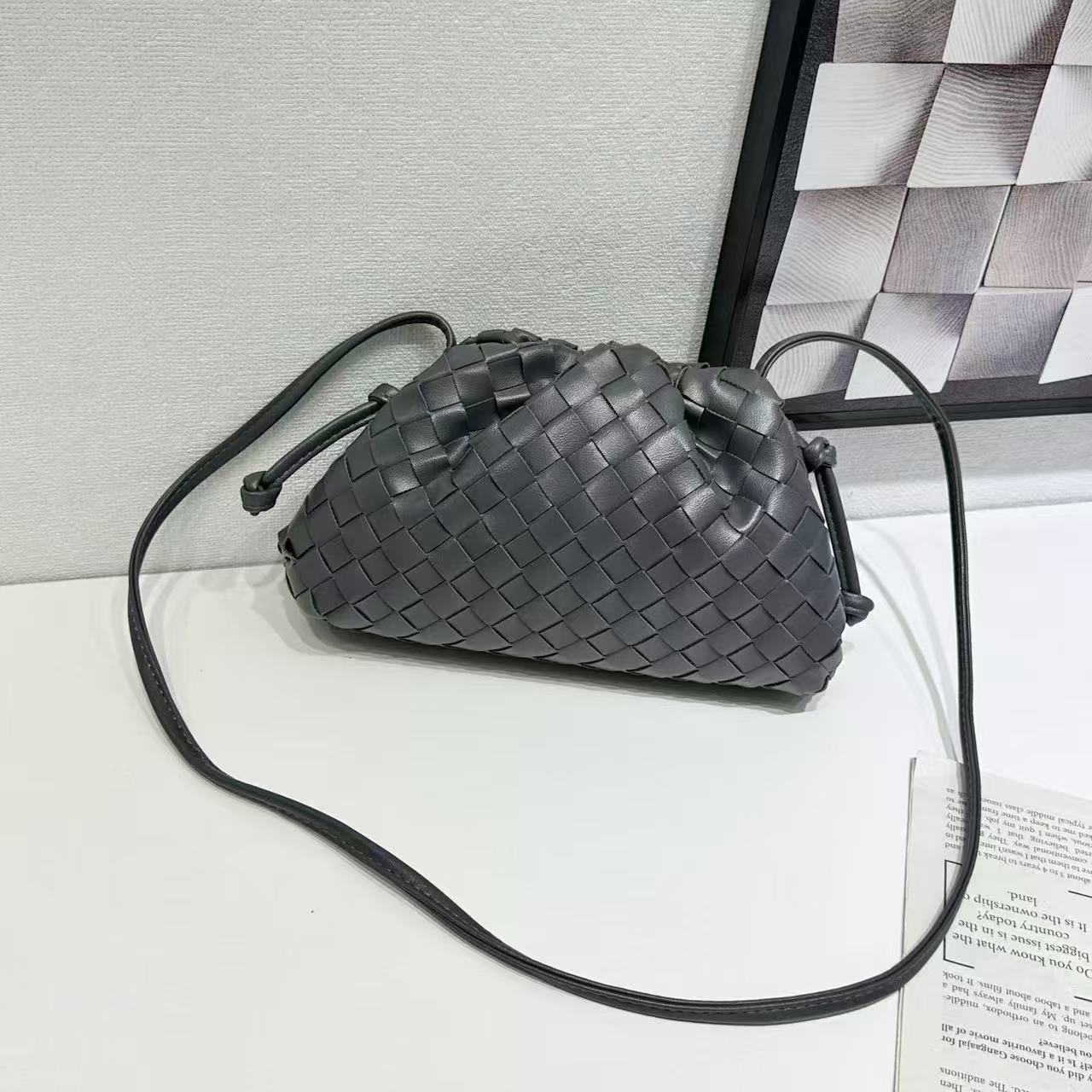Casual Classic Trendy Hand-woven Cloud Fashion Handbags