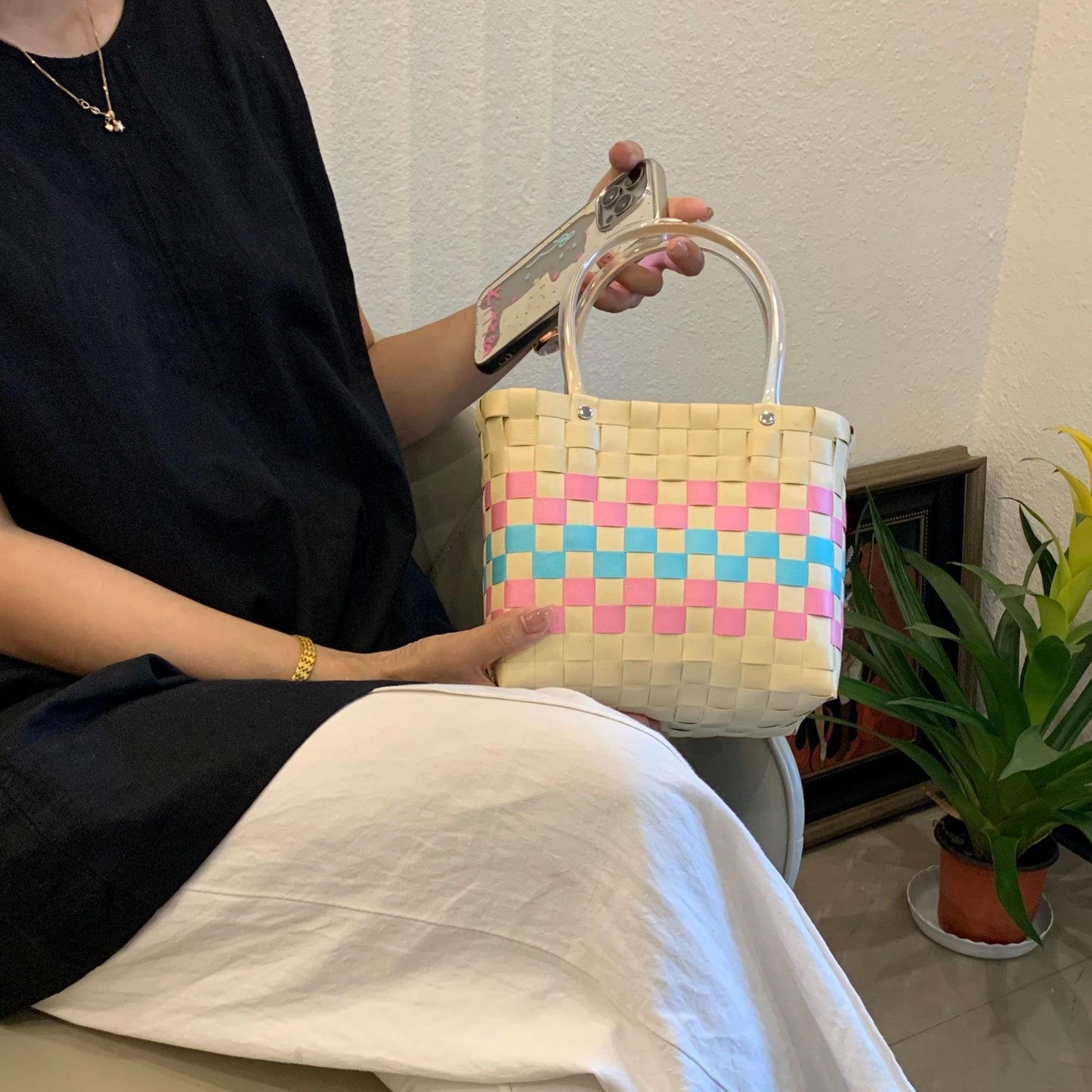 Women's Source Hand-woven Hand-held Vegetable Basket Beach Handbags