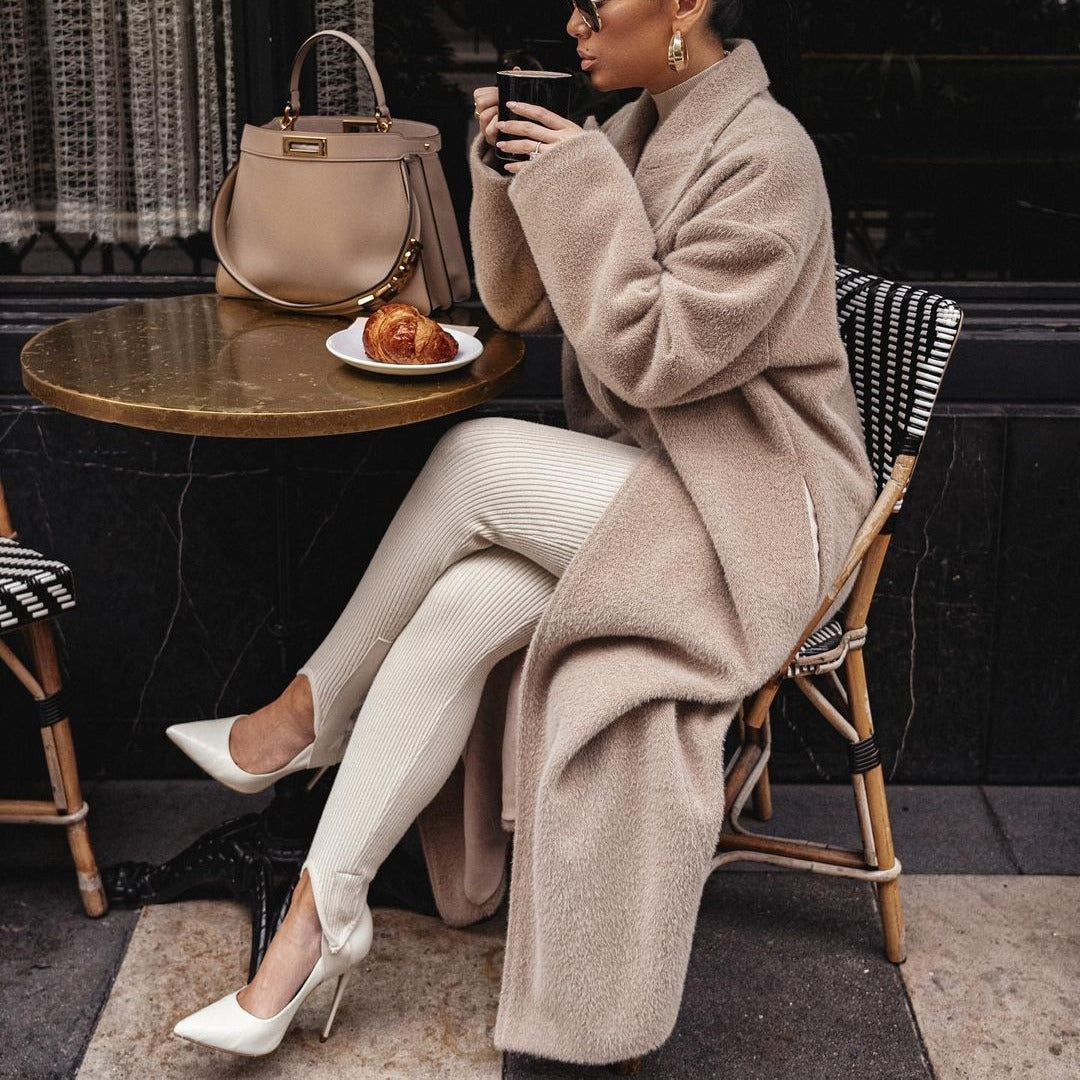 Women's Graceful Warm Long-sleeved Lapel Plush Tops