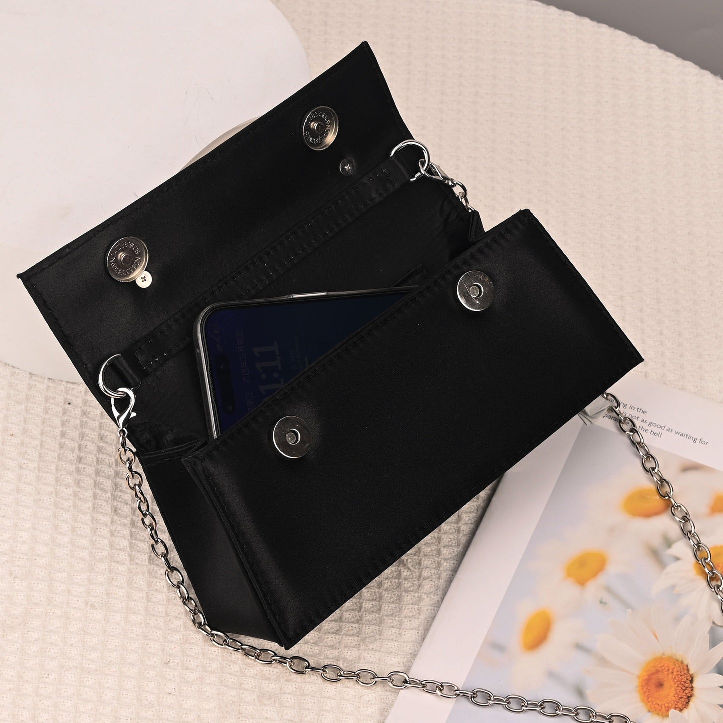 Classic Cool Popular Women's Minority Fashion Handbags