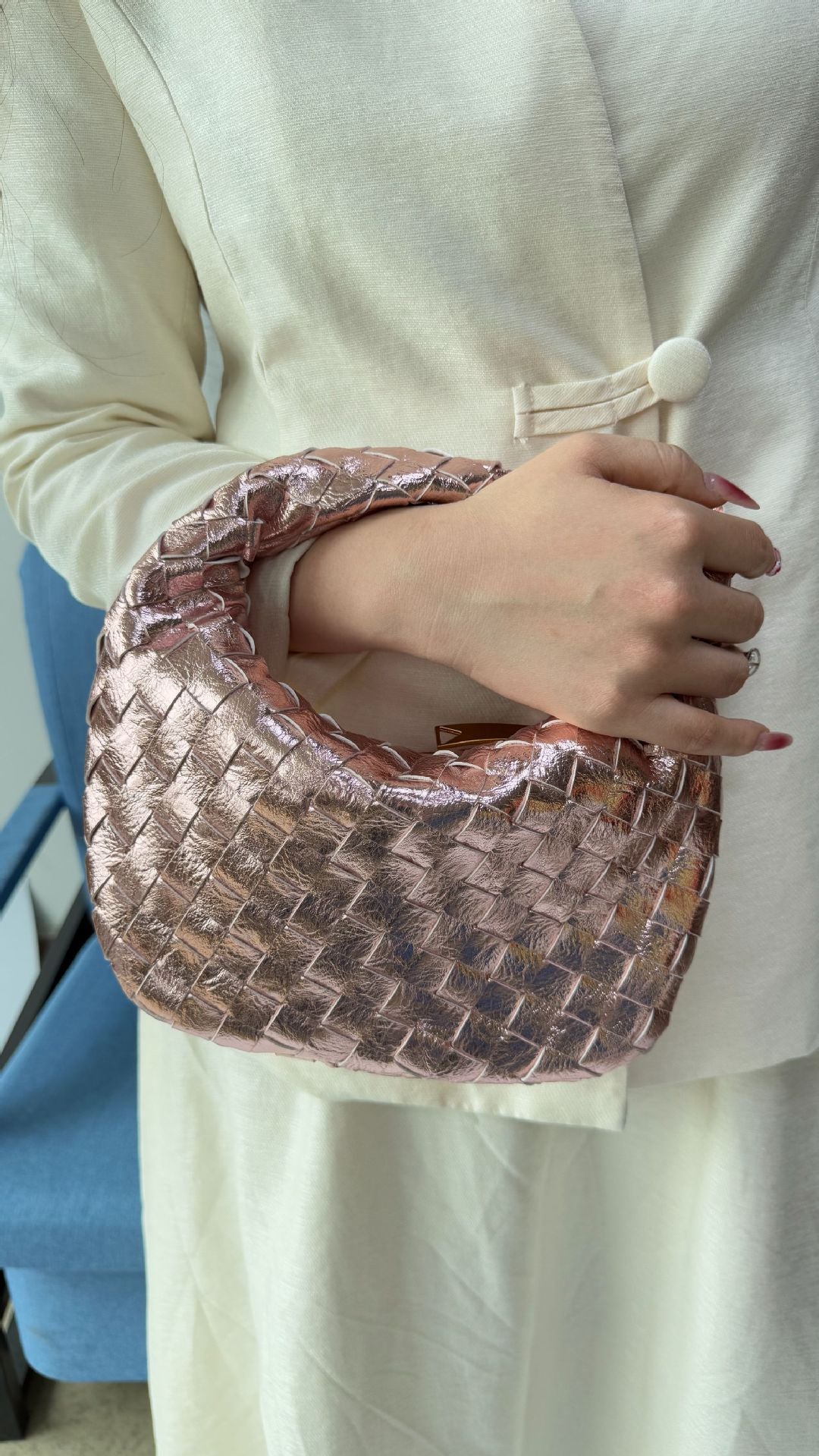 Elegant Dumpling Pleated Knotted Hand-woven Croissant Bags