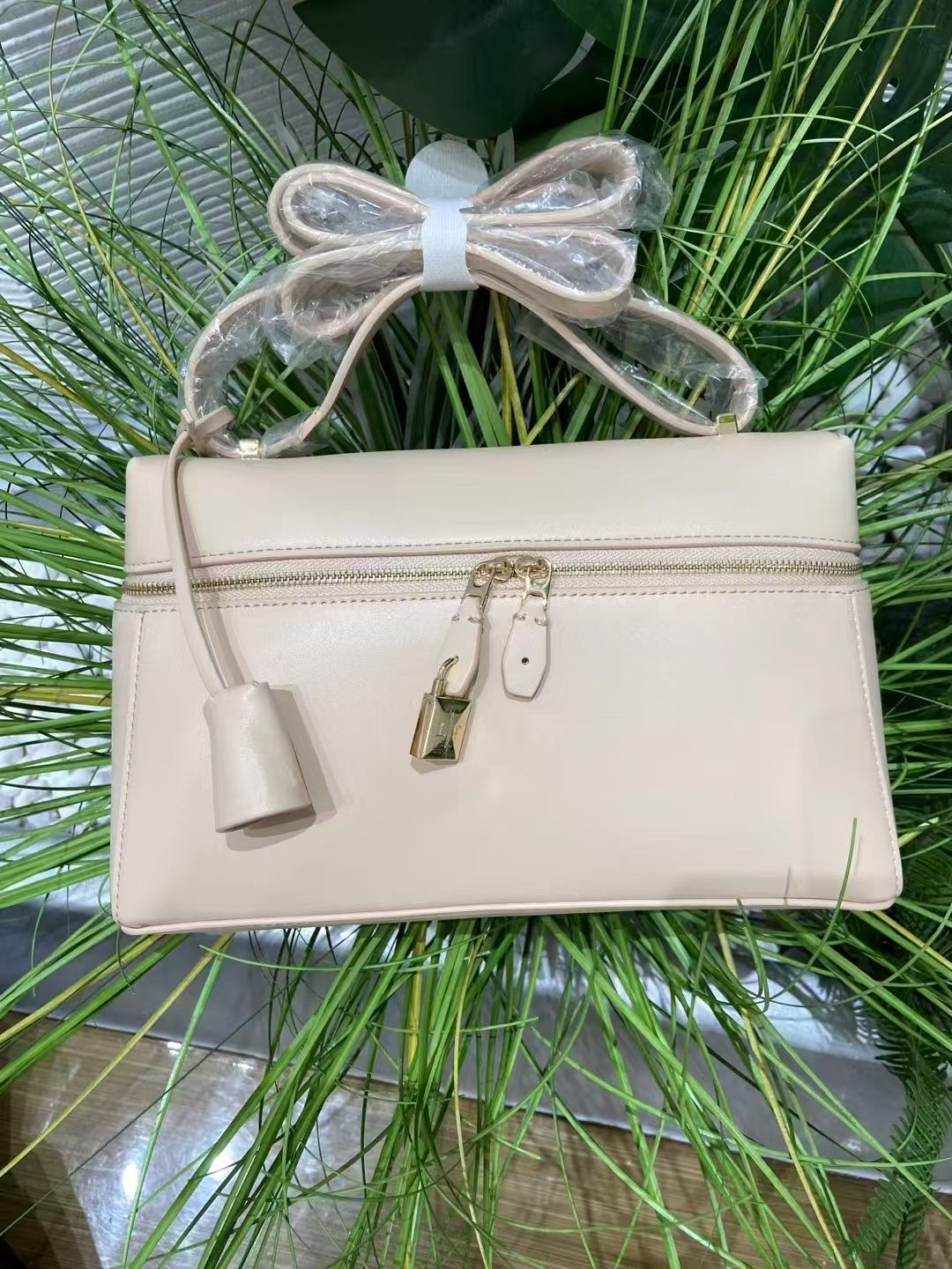 Women's Lunch Retro Kelly Old Money Style Crossbody Bags