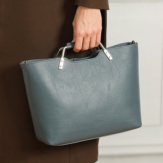 Women's Vintage First Layer Cowhide Artistic Simple Crossbody Bags