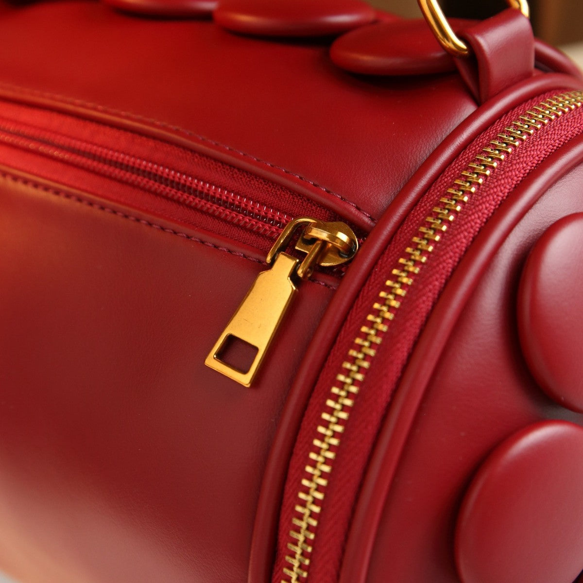 Women's Three-dimensional Polka Dot Decoration Round Handbags