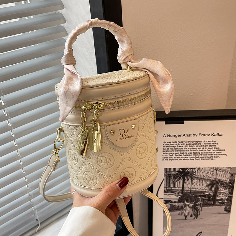 Women's New Cool High-grade Niche Cylinder Bags