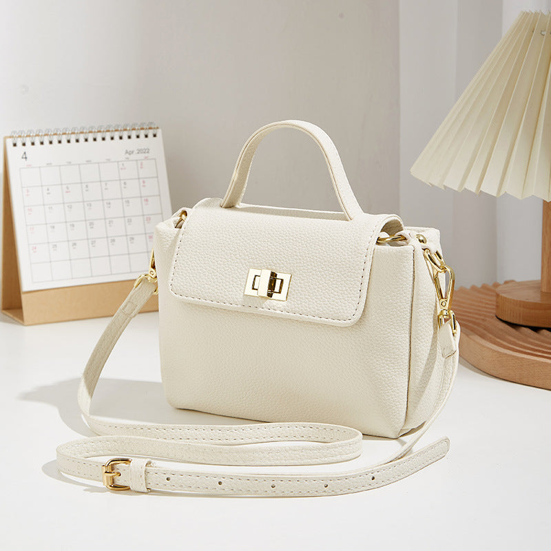 Women's Summer Retro Solid Color Commuter Handbags