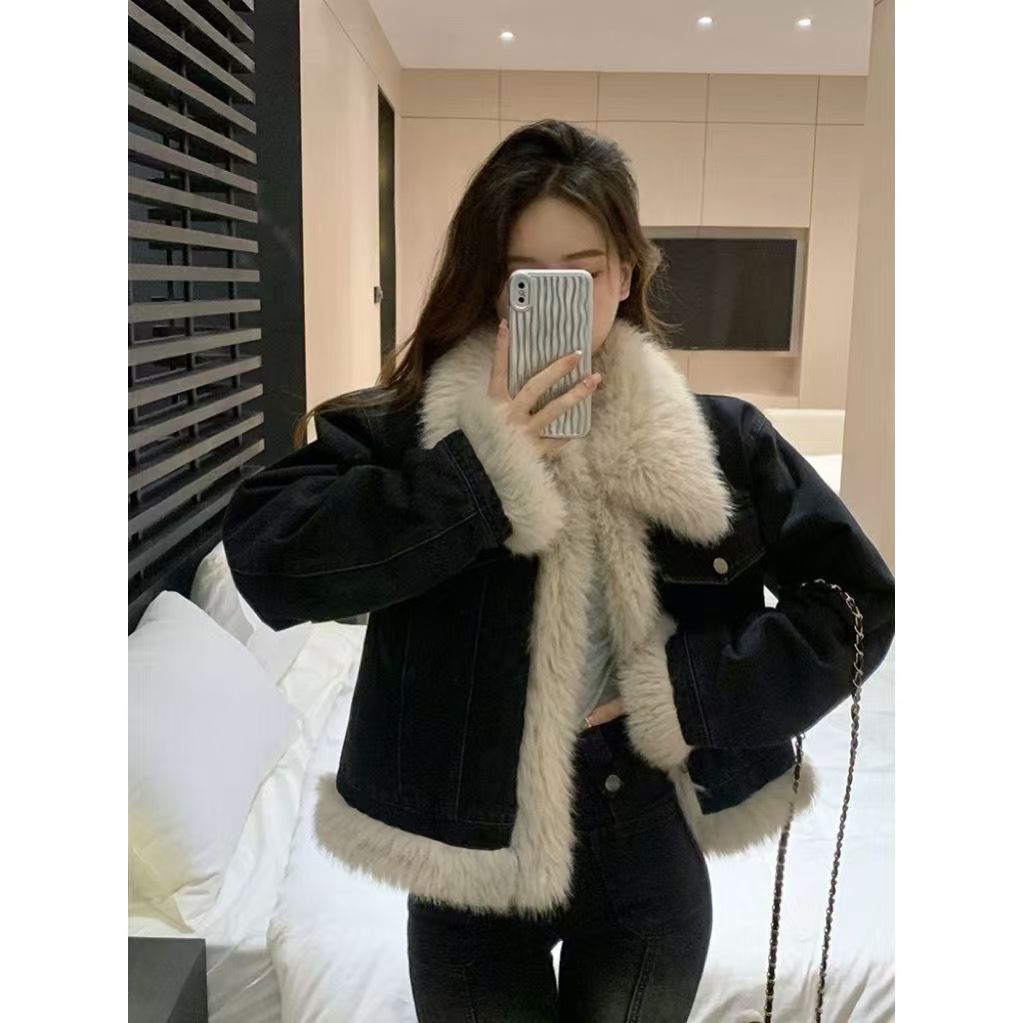 Women's Black Denim Winter Fleece-lined Thickened Imitation Fox Fur Coats