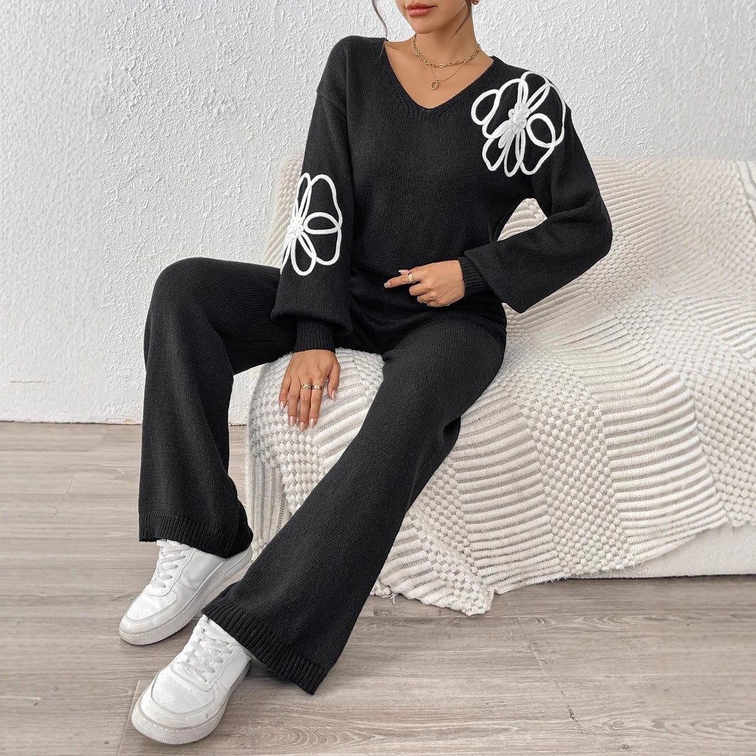 Women's Casual Flower Embroidered Ribbon Two-piece Set Sweaters
