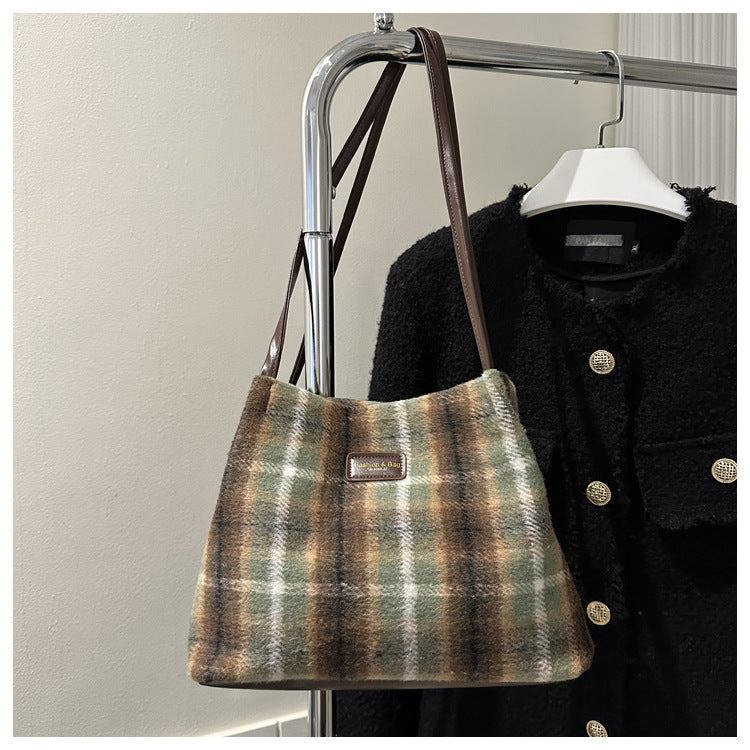 Women's Woolen Portable Winter Large Capacity Support Tote Bags