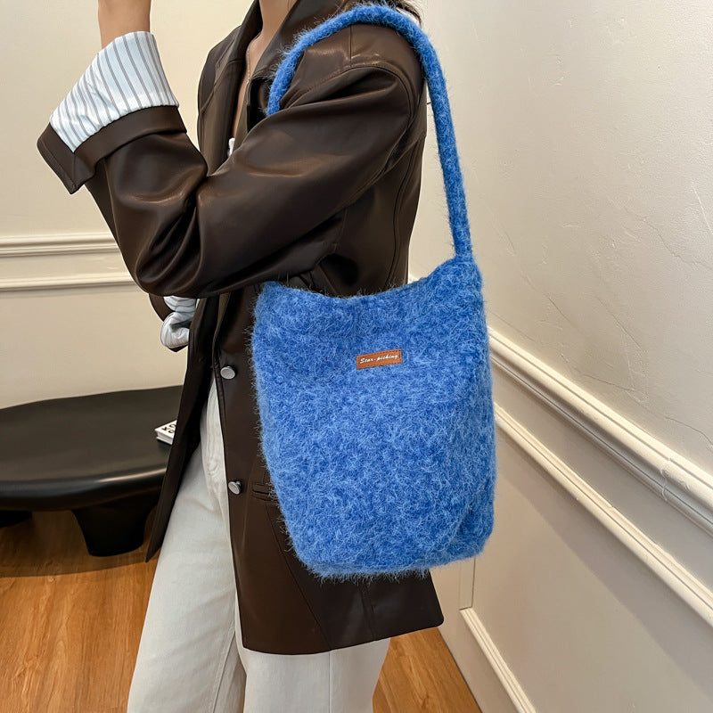 Women's Trendy Cool Glamorous Winter Plush Shoulder Bags
