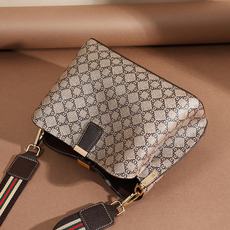 Trendy Women's Niche Fashion Broadband Versatile Crossbody Bags