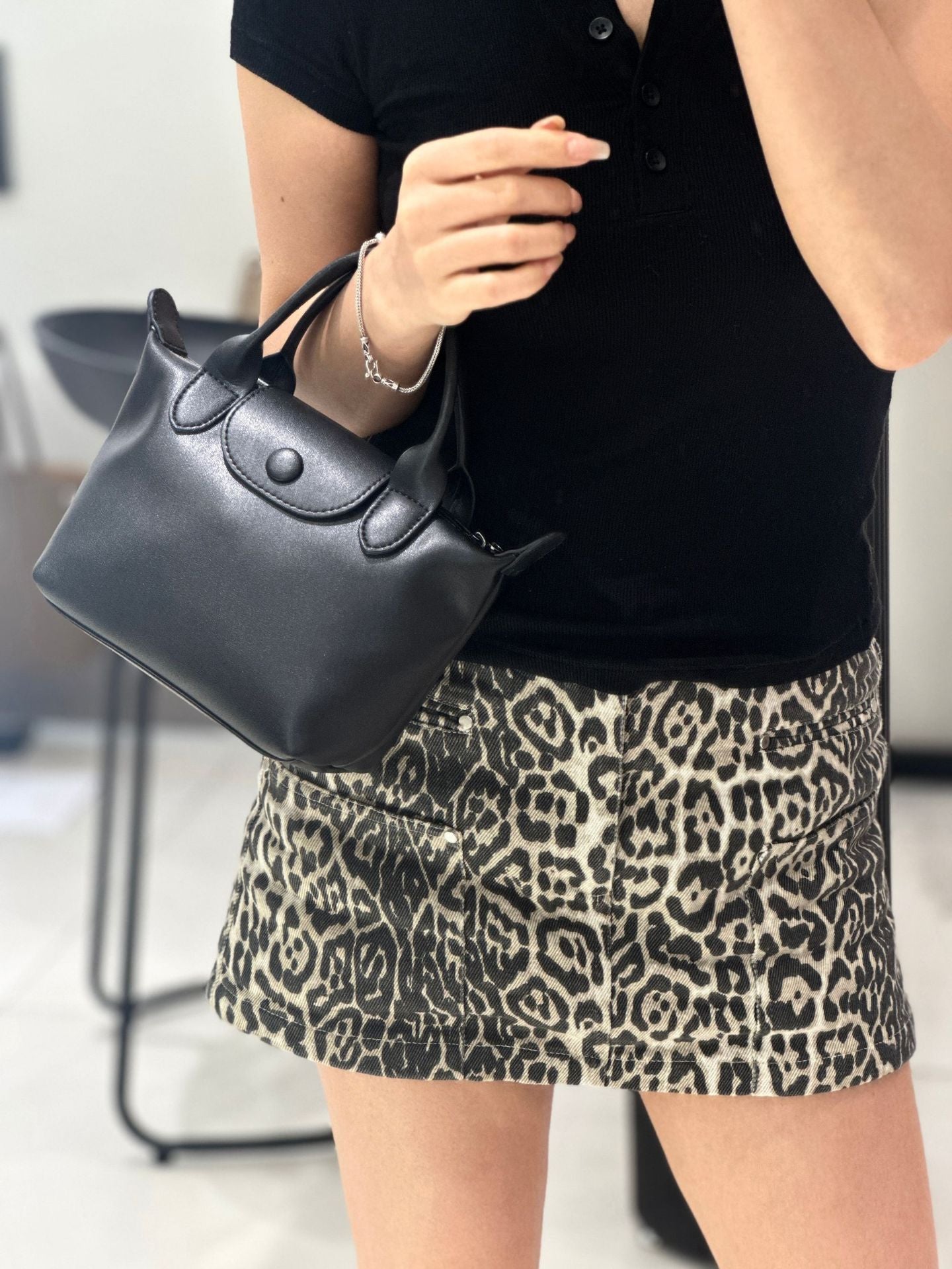 Women's Leather High-grade Commuter Large Capacity Bags