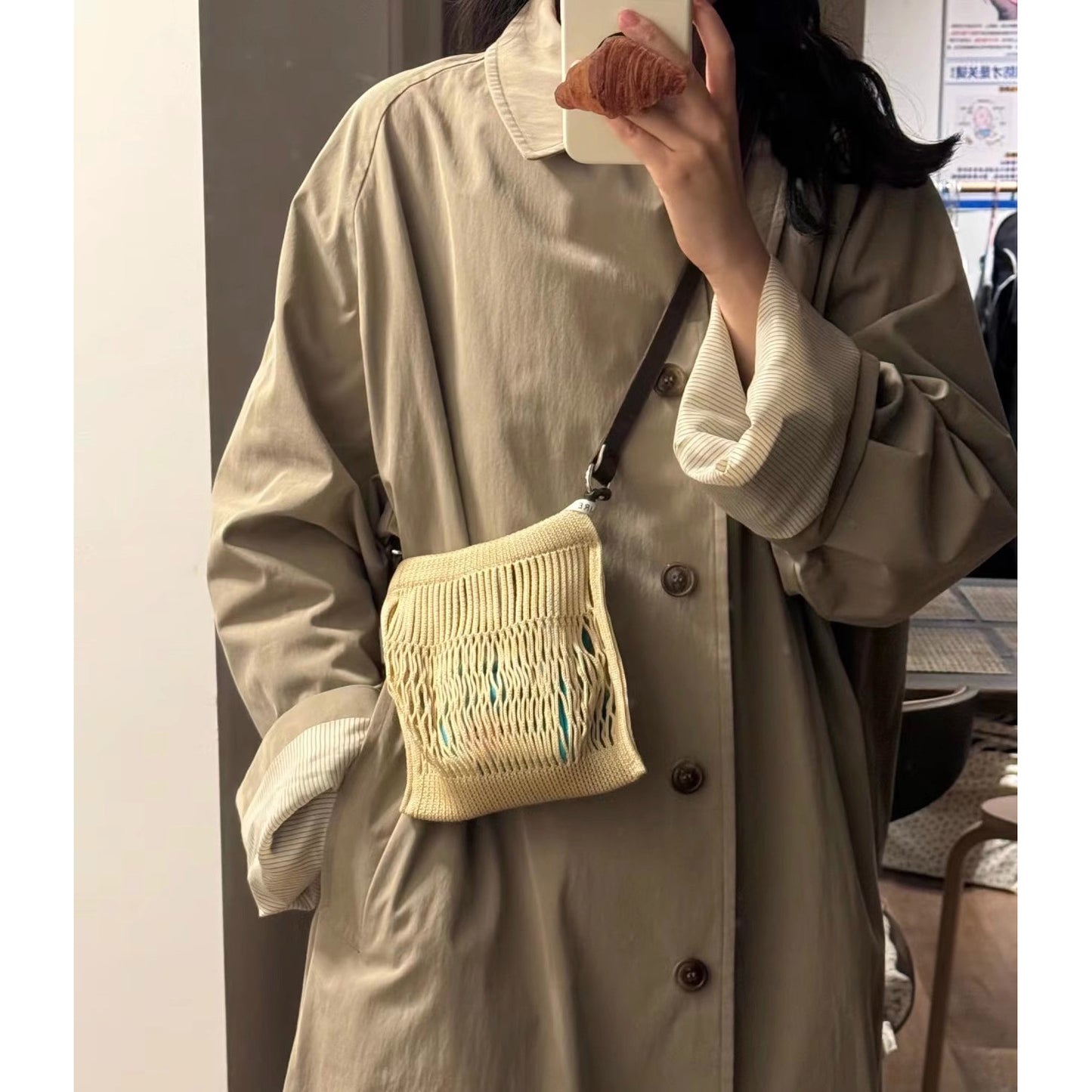 Fashion Medium Mesh Pocket Concave Shape Tote Bags