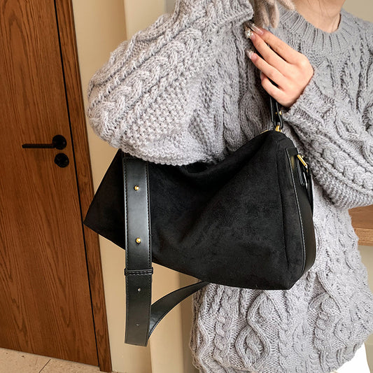 Women's Niche High-grade Suede Pillow Large Capacity Handbags