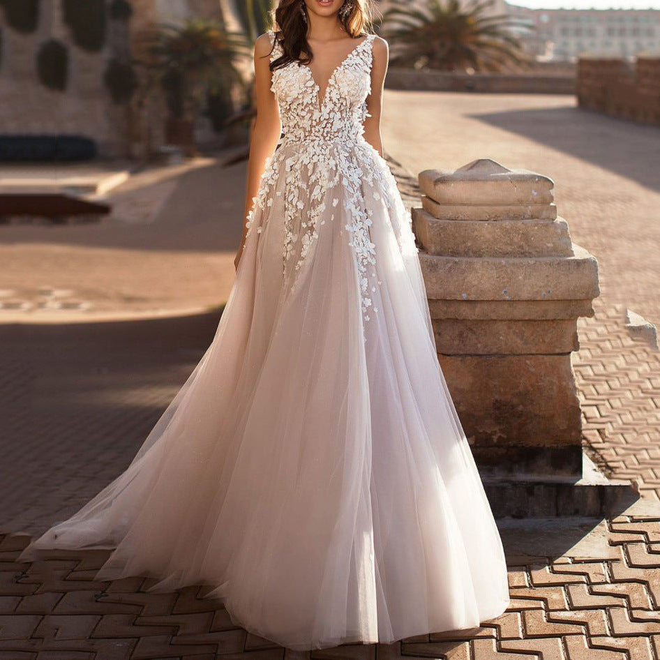 Women's Sexy Lace Dress Sleeveless Deep Embroidered Wedding Dresses
