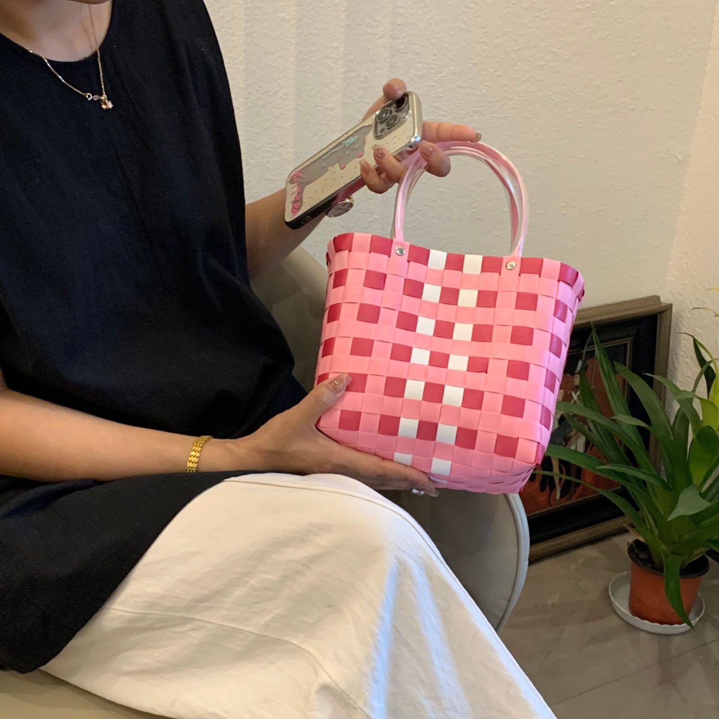 Women's Source Hand-woven Hand-held Vegetable Basket Beach Handbags