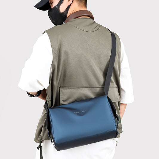 Men's Waterproof Derm Fabric Large Capacity Fashion Men's Messenger Bags