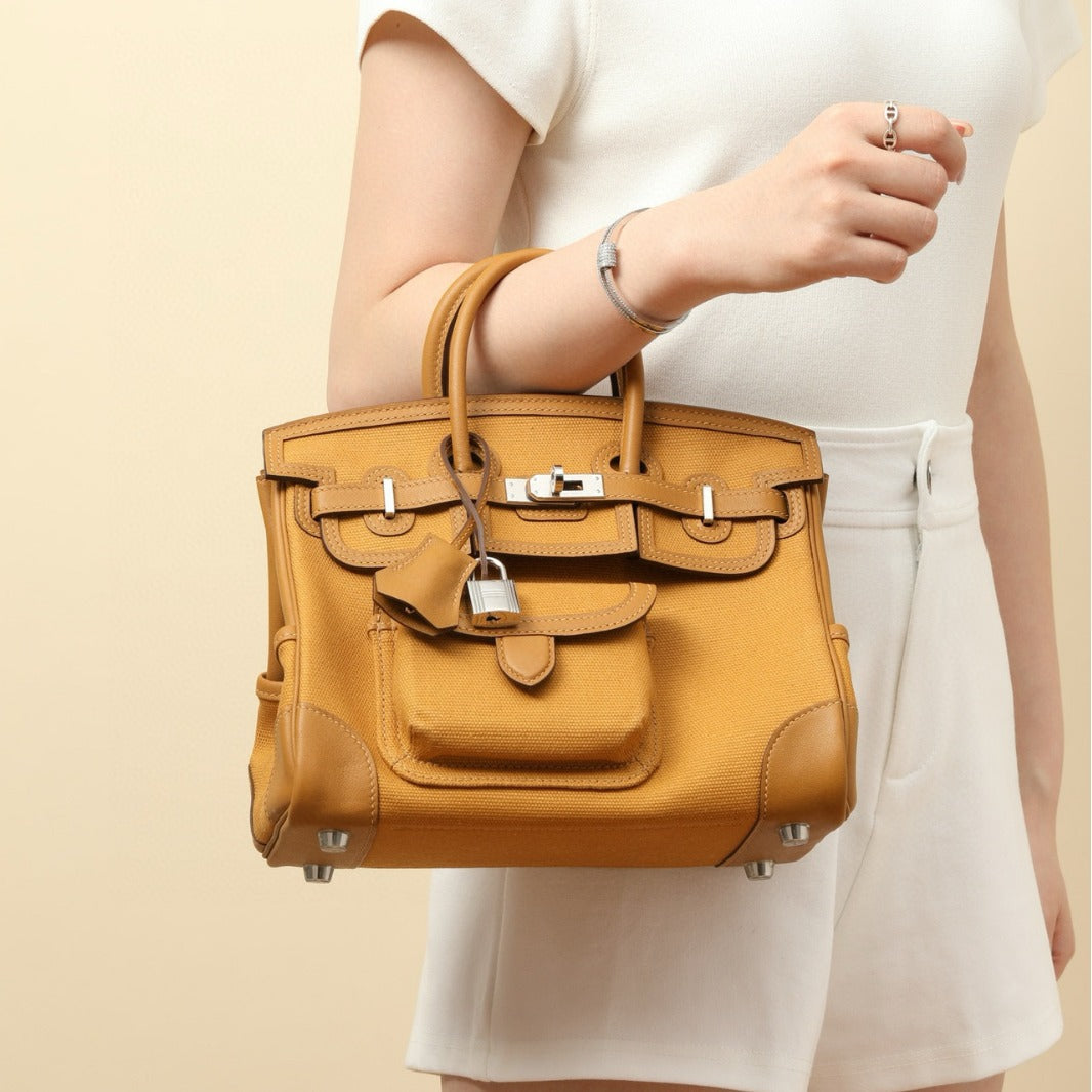 Design High Fashion Canvas With Cowhide Handbags