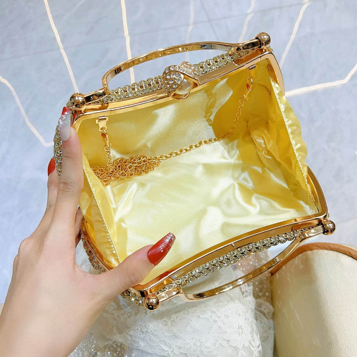 Women's Style Retro Diamonds High-grade Pearl Rhinestone Evening Bags