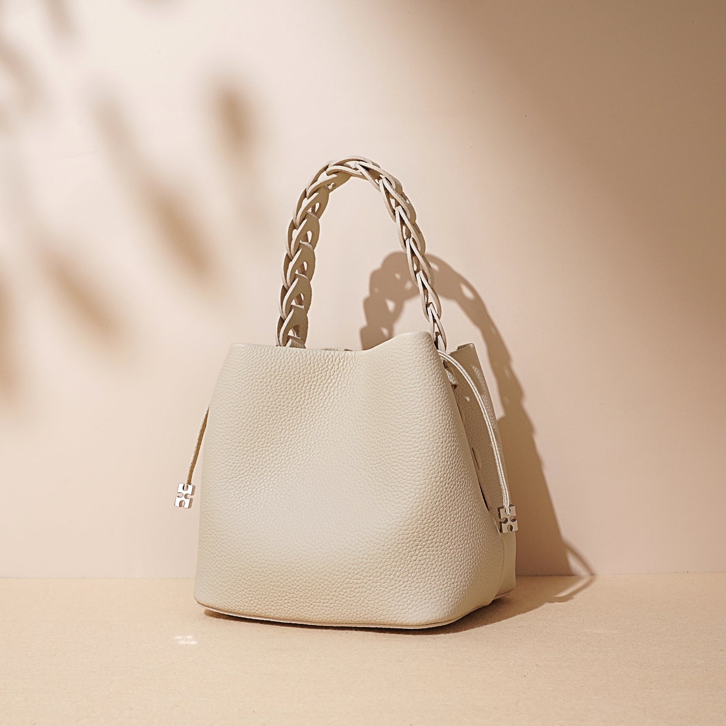 Creative Glamorous Classic Spring Textured Leather Handbags