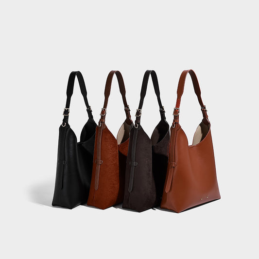 Attractive Women's Retro Minimalism Simple Commute Shoulder Bags