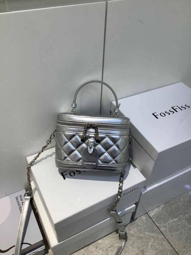 Women's Pure White High-grade Portable Niche Bags