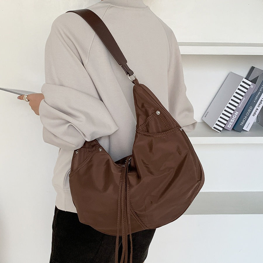 Women's Korean Nylon Dumpling Spring Idle Style Commuter Large Shoulder Bags