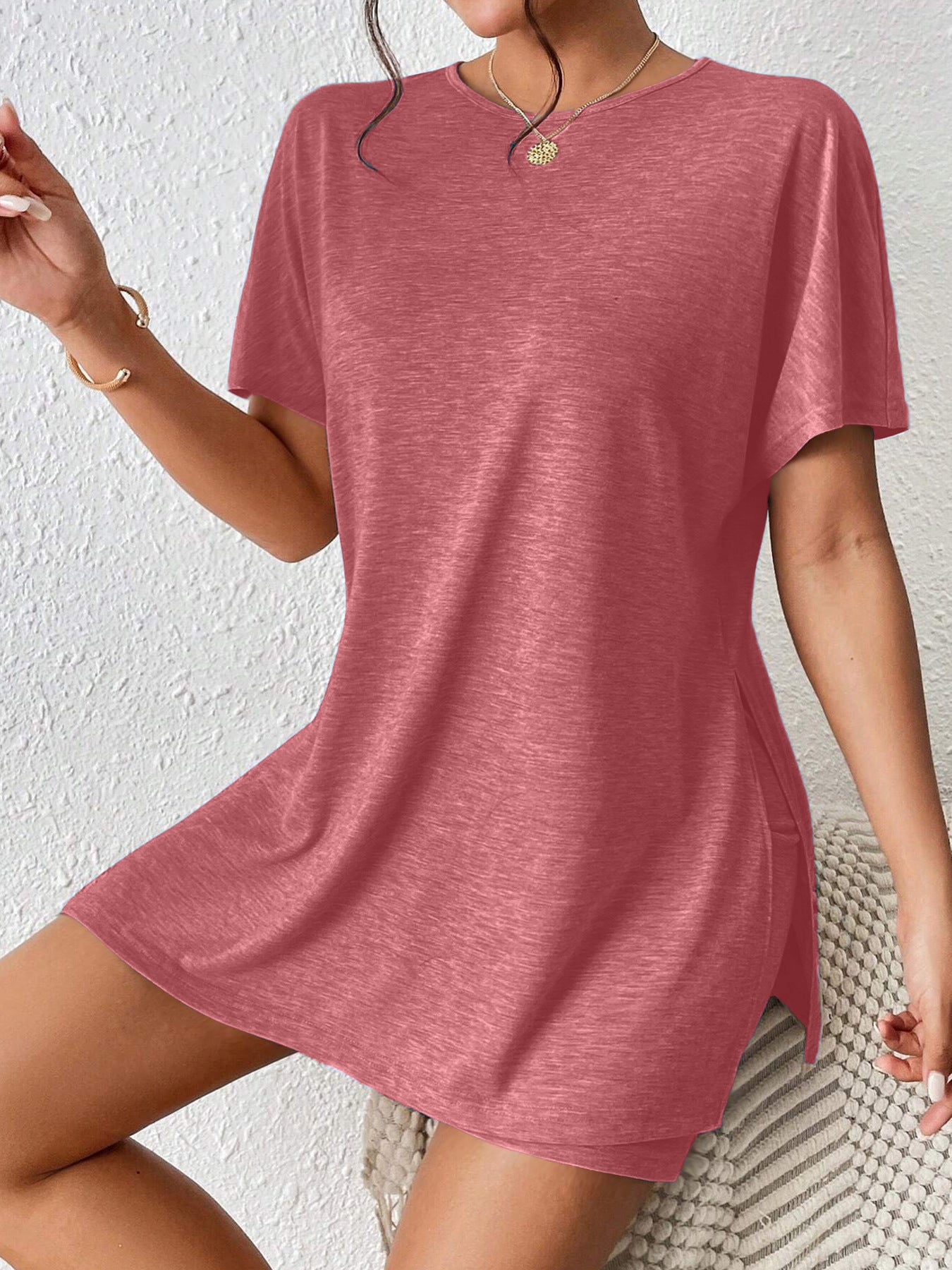 Color Comfort Slit Two-piece Batwing Sleeve Shorts
