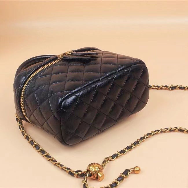 Classic Women's Chain Portable Niche Sheepskin Crossbody Bags