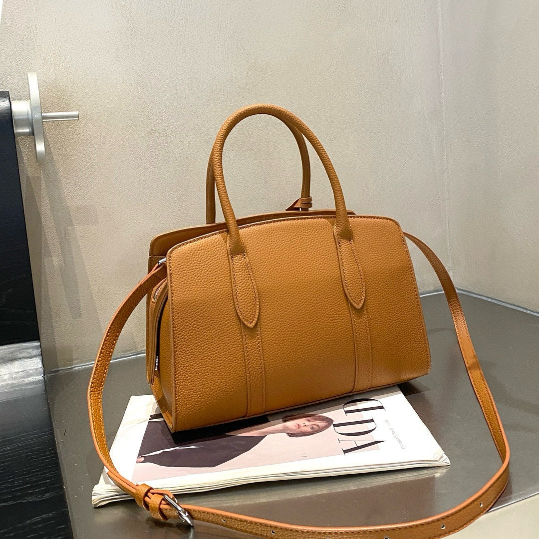 Women's Layer Cowhide Large Capacity Retro Pillow Handbags