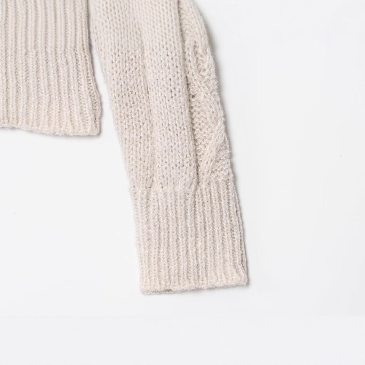 Women's Stand Collar Long Sleeve Twist Knitted Knitwear