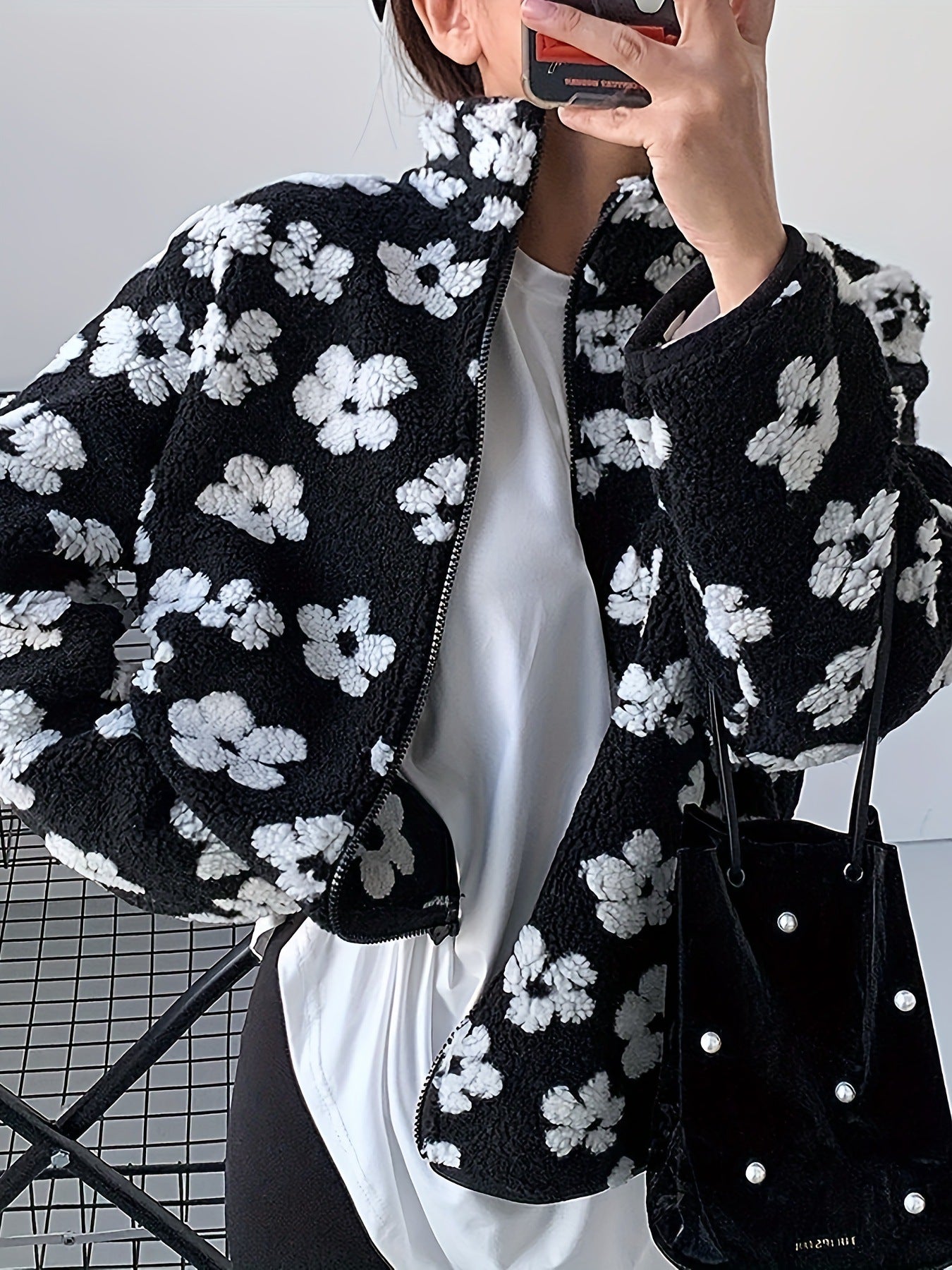 Jacquard Little Flower Grain Plush Zipper Jackets