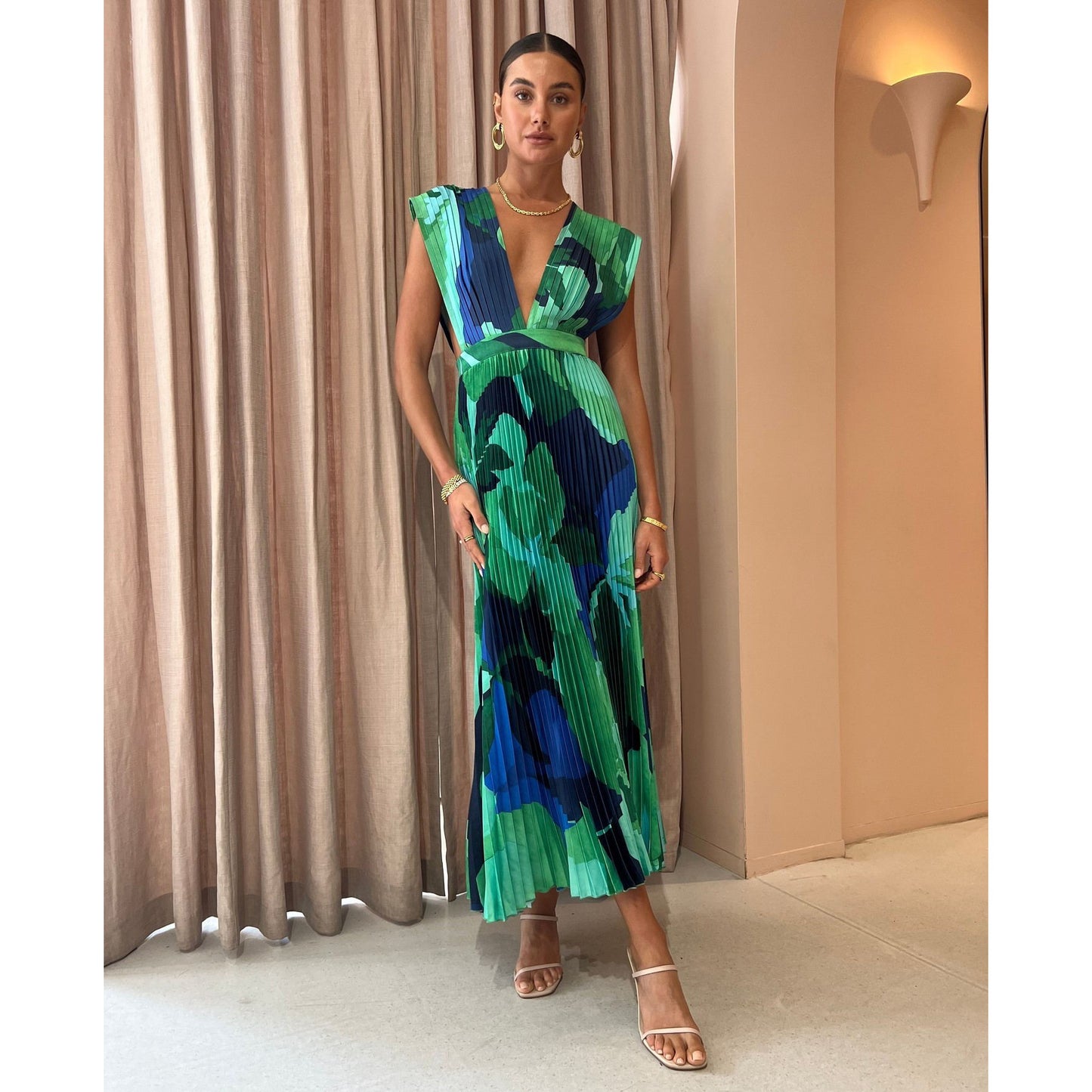 Women's Pleated Sleeveless Casual Dress Loose Vacation Dresses
