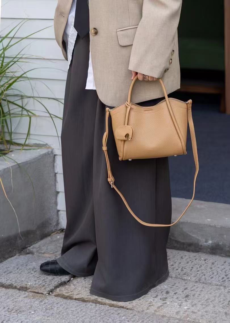 Classic Vegetable Basket Niche Fashion Portable Handbags