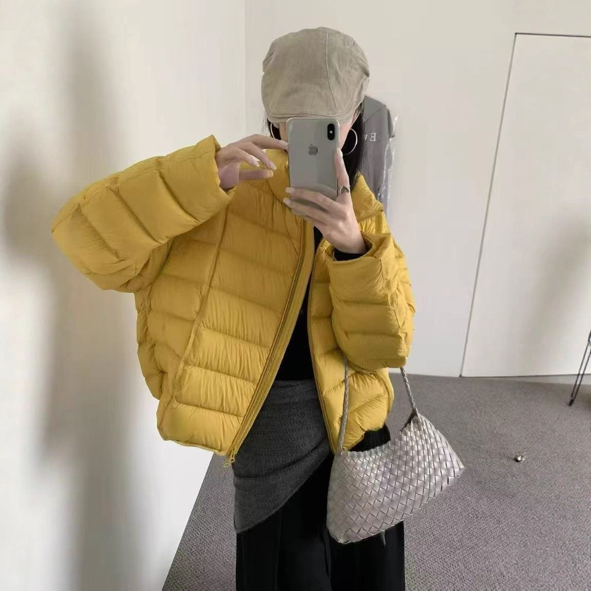 Women's Rib Temperament White Duck Down Light Jackets