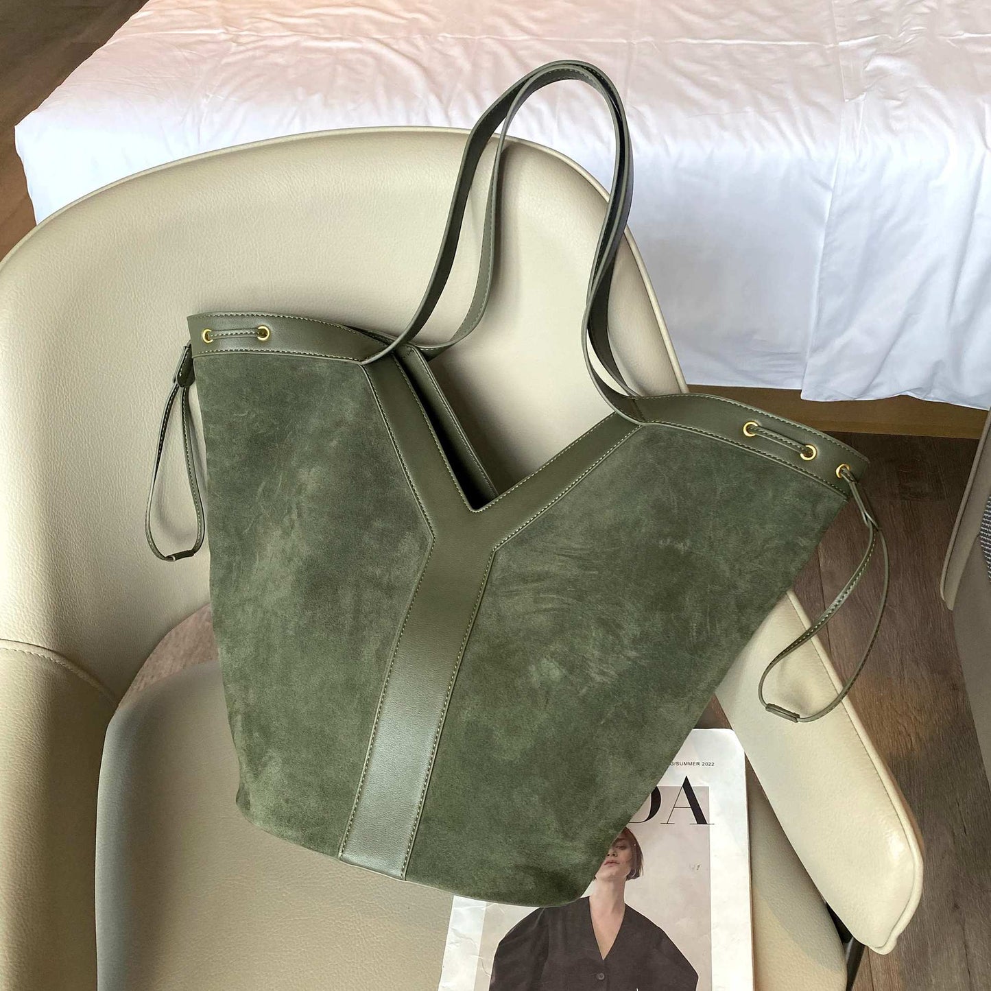 Women's High Sense Retro Frosted Leather Large Tote Bags