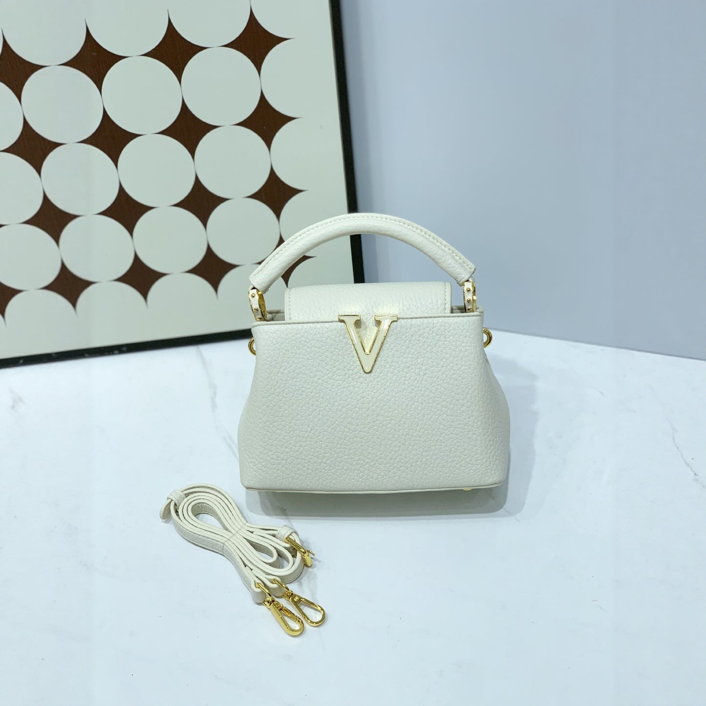 Women's Trendy Simplicity V-shaped Portable Fashionable Lychee Crossbody Bags