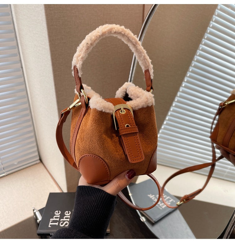 Women's Retro Plush Mini Furry Portable Shoulder Bags