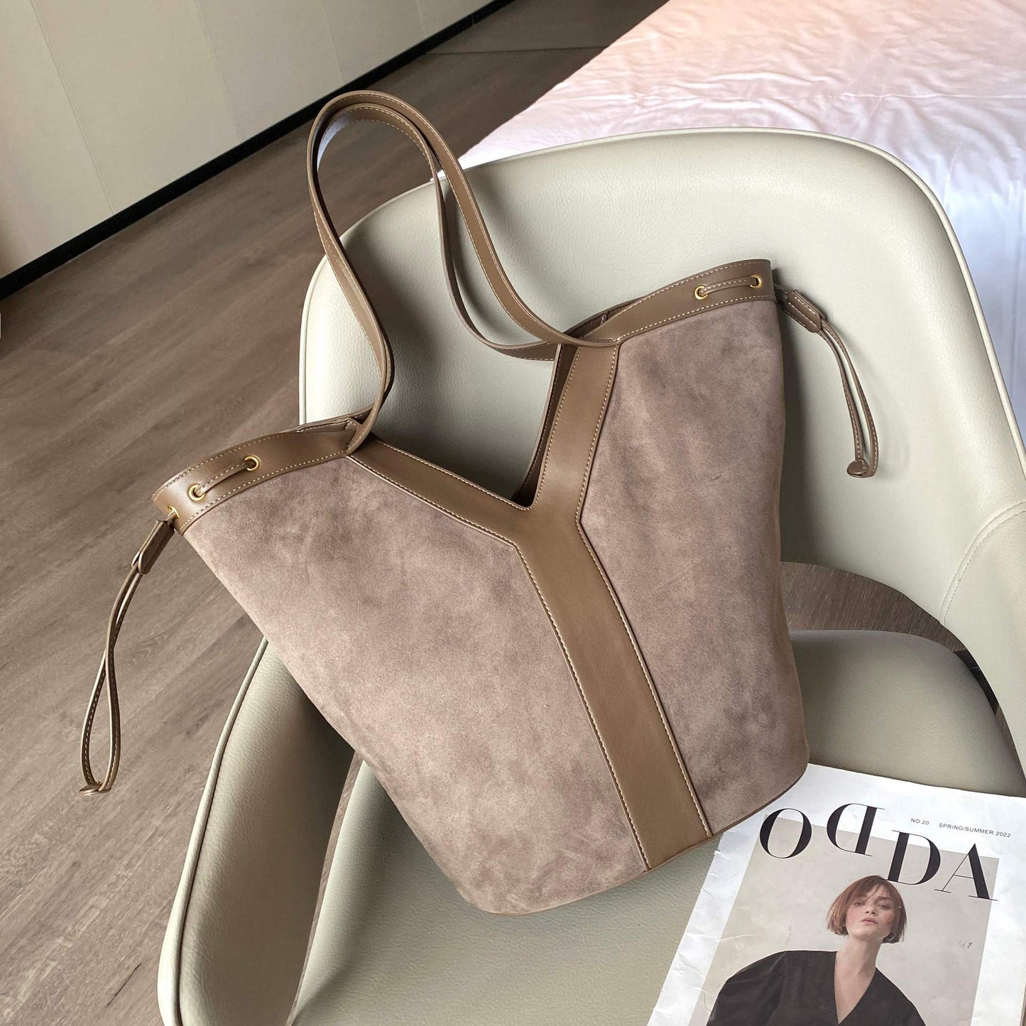 Women's High Sense Retro Frosted Leather Large Tote Bags