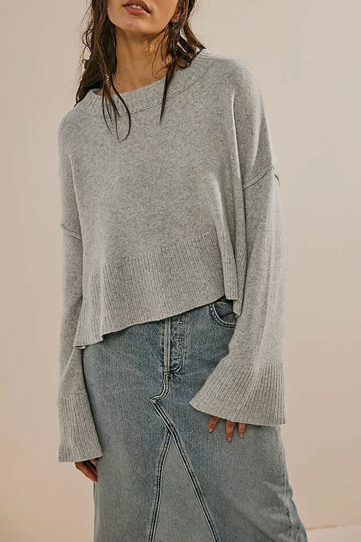 Women's Solid Color Flared Sleeves Pullover Fashion Sweaters