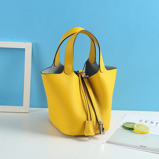 Stylish Beautiful Women's Cowhide Leather Sier Bags